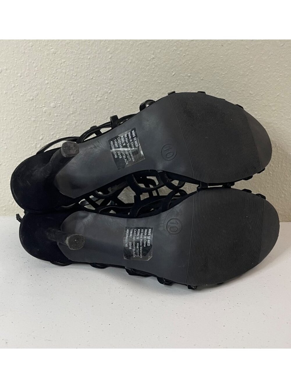 Candie's Black Strappy Cage Design High Heel Sandals Size 10 - Picture 6 of 7